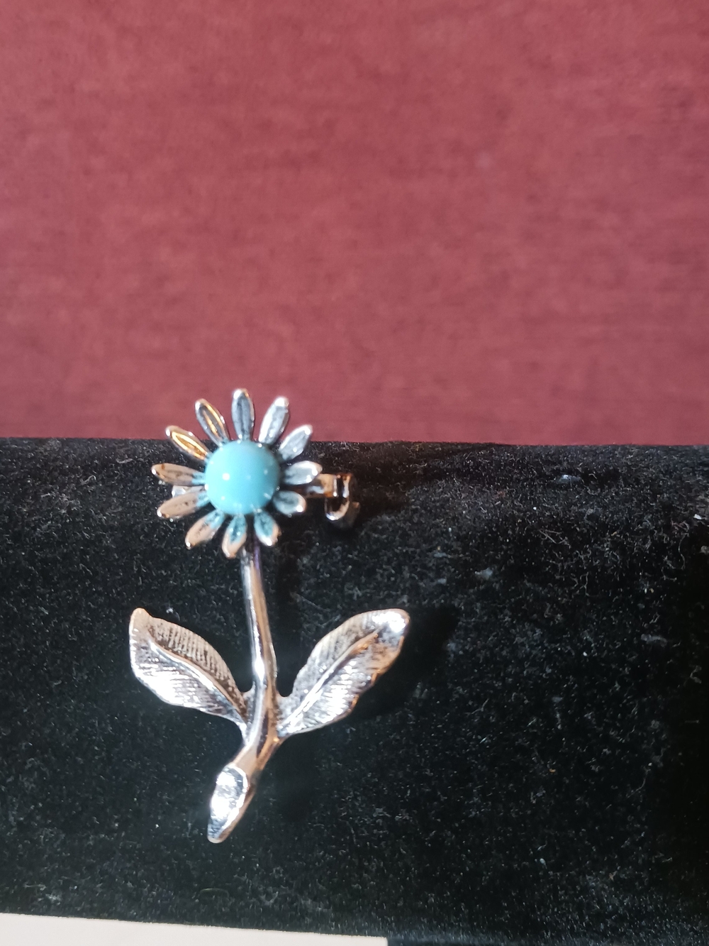 Silver Daisy Flower Brooch with Turquoise Center